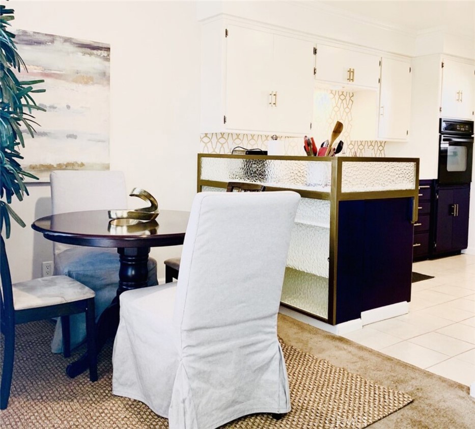 211 E California Avenue C9