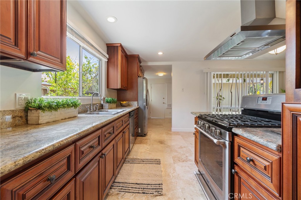 28116 Golden Meadow Drive