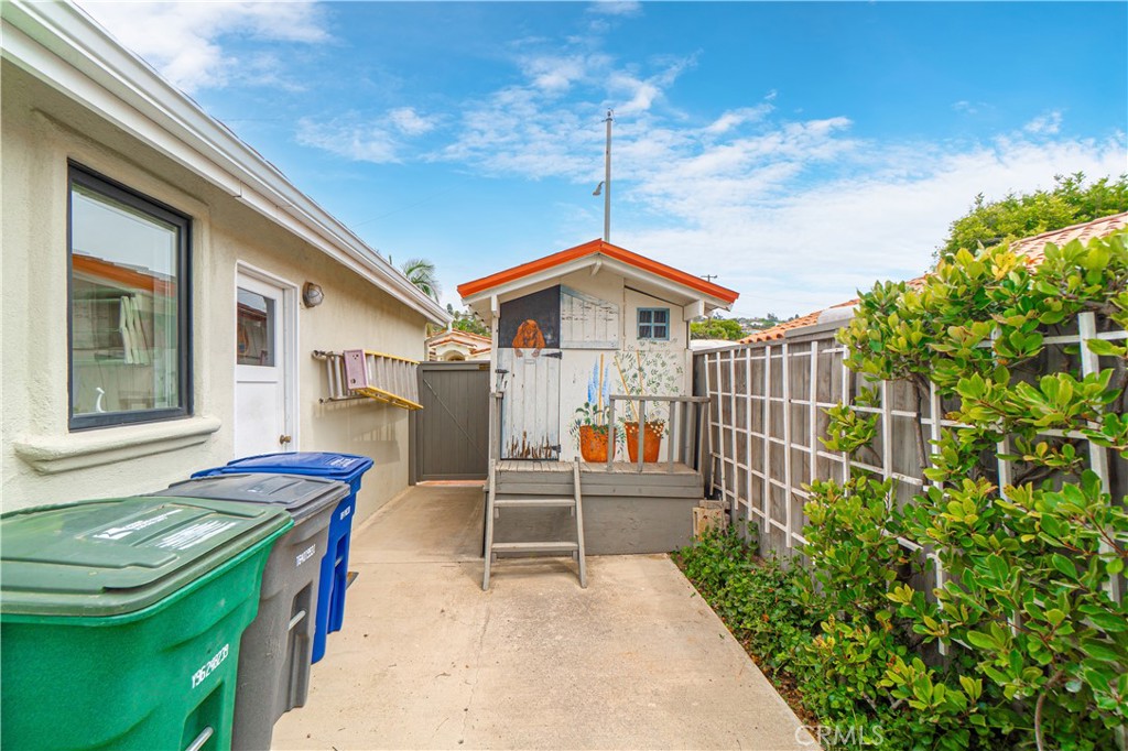 28303 Golden Meadow Drive