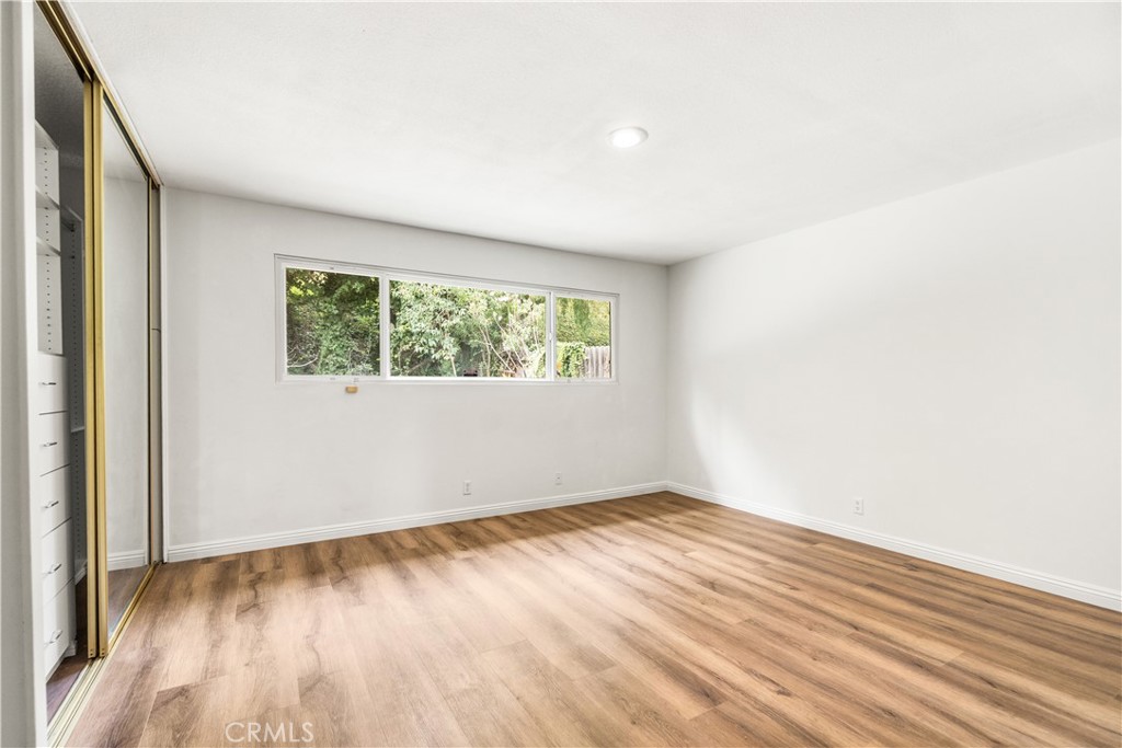 26717 Shadow Wood