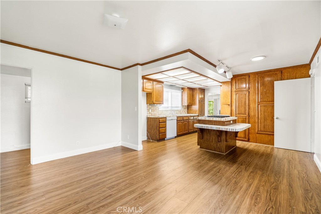 26717 Shadow Wood