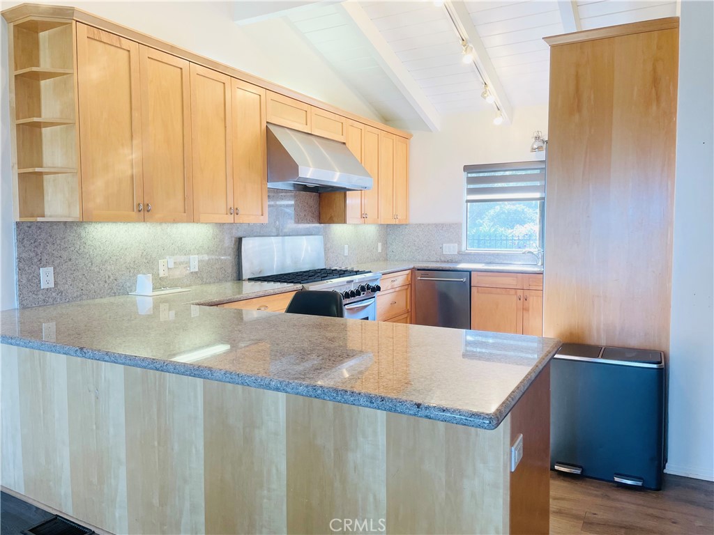 2801 Palos Verdes Drive W