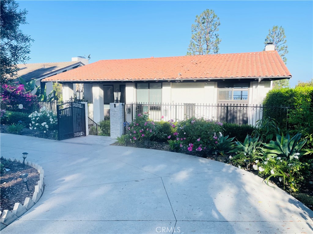 2801 Palos Verdes Drive W