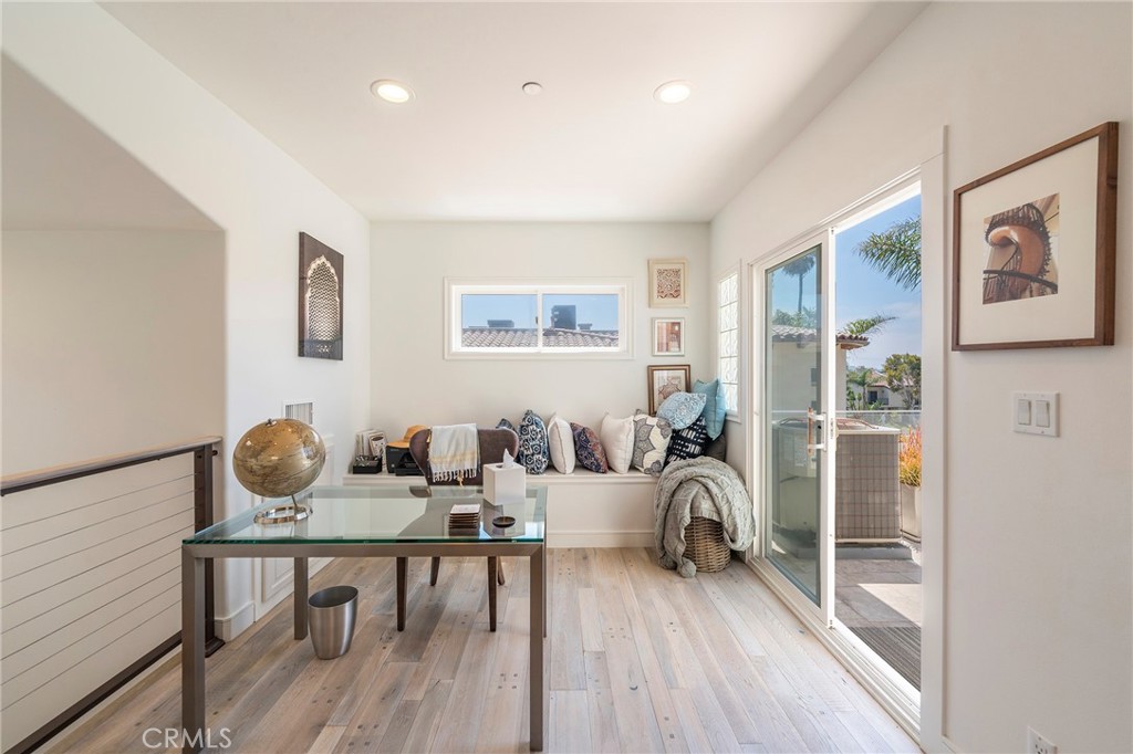 1206 S Catalina Avenue A