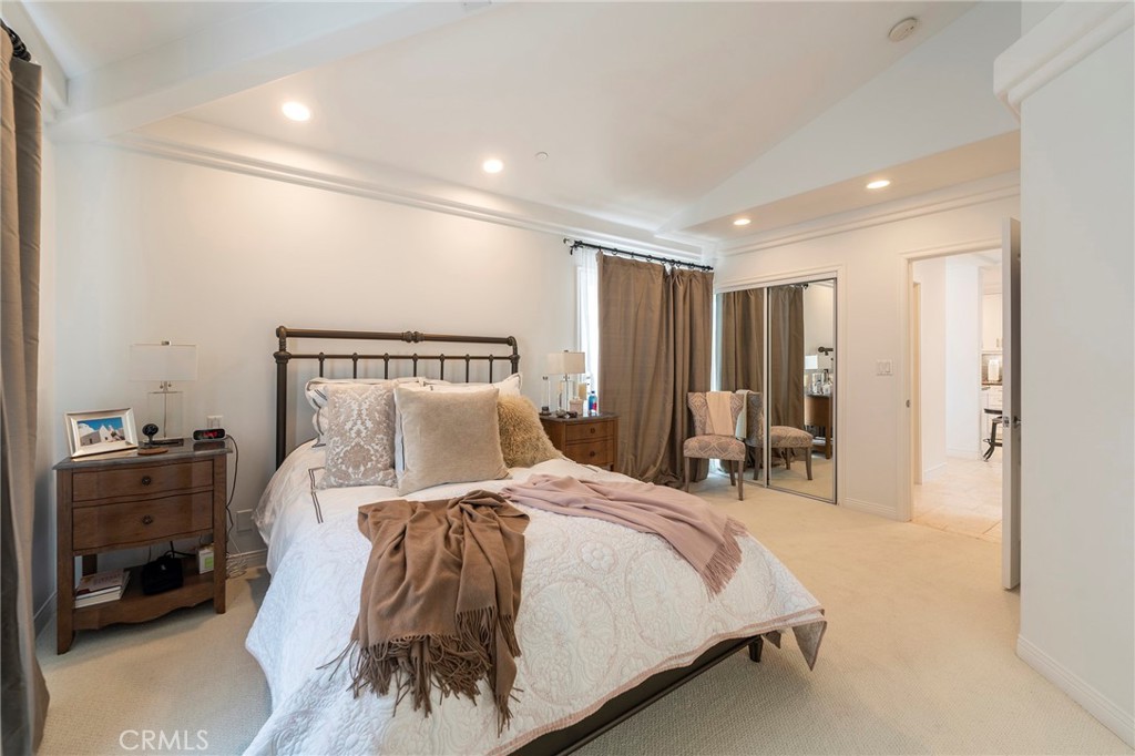 1206 S Catalina Avenue A