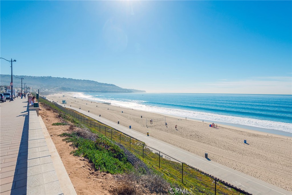 1206 S Catalina Avenue A