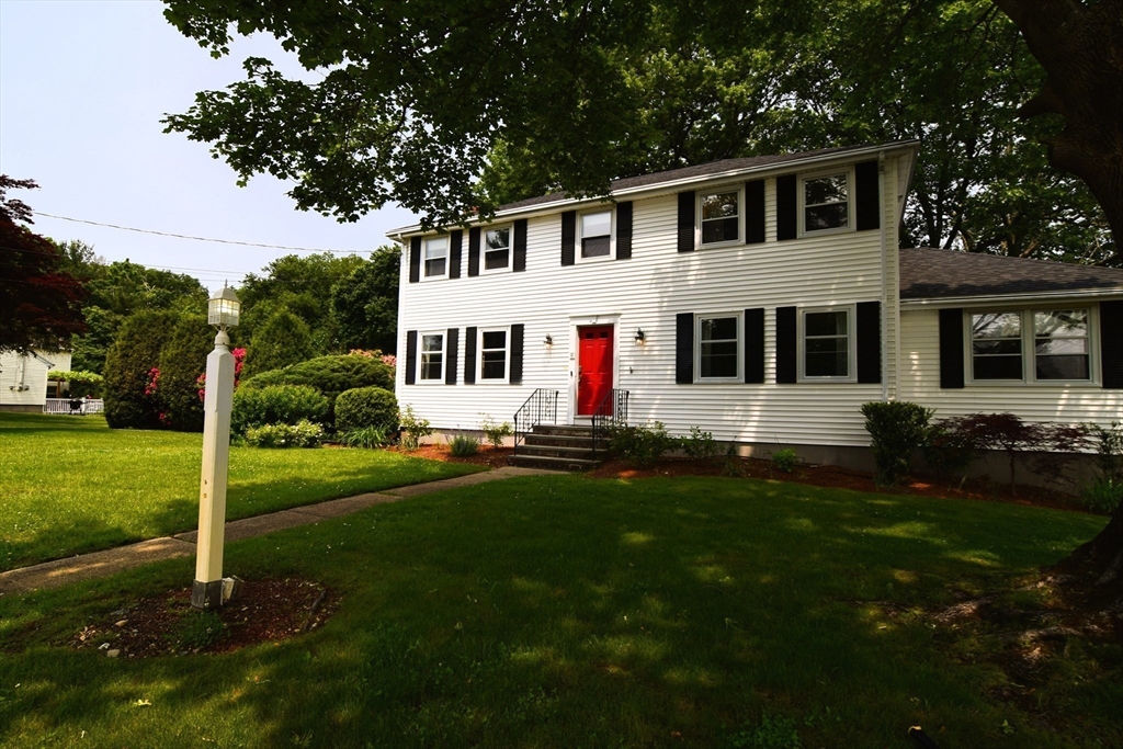 24 Mill Pond Ln