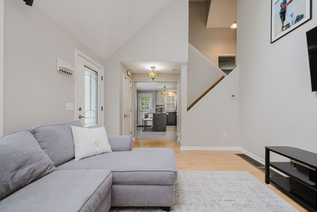 225 Princess Kate Cir