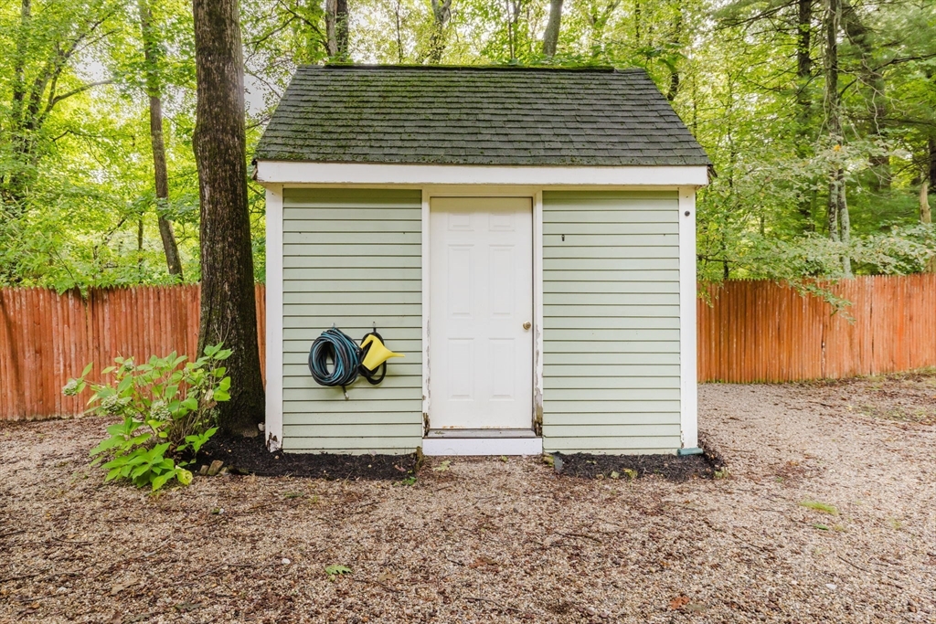 225 Princess Kate Cir