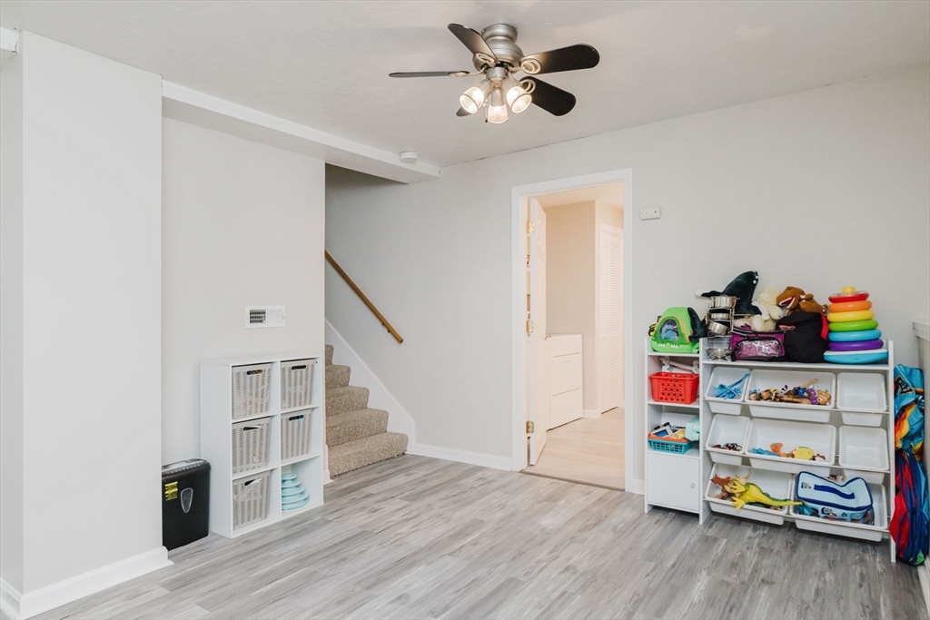 225 Princess Kate Cir