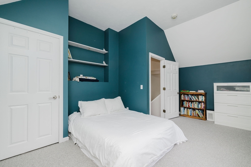 225 Princess Kate Cir