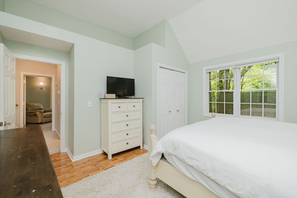 225 Princess Kate Cir