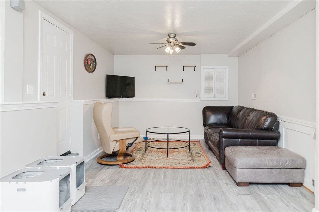 225 Princess Kate Cir