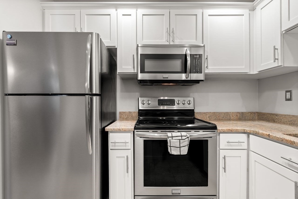 90 Quincy Shore Dr Unit: 701