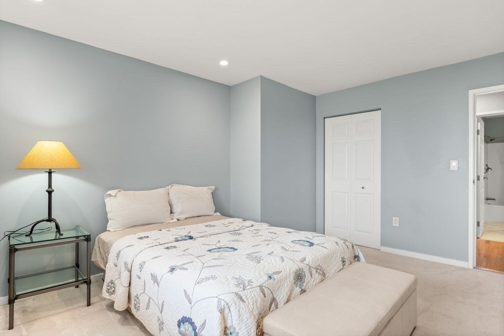 90 Quincy Shore Dr Unit: 701