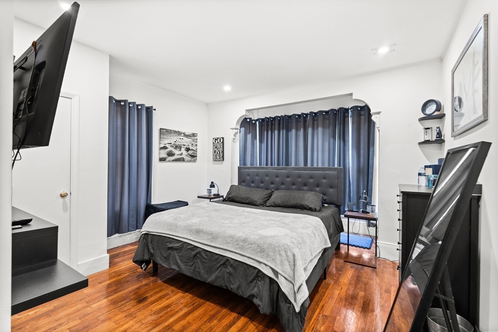27 Hamilton St