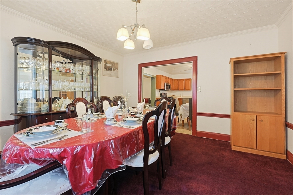 44 Tennis Rd