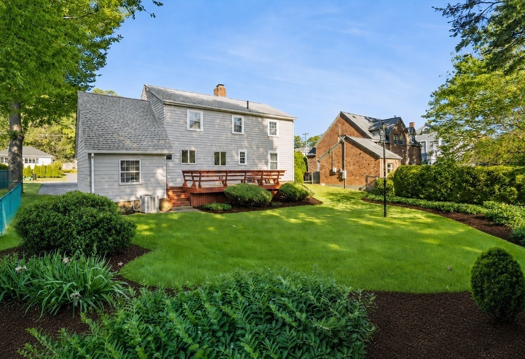 108 West St