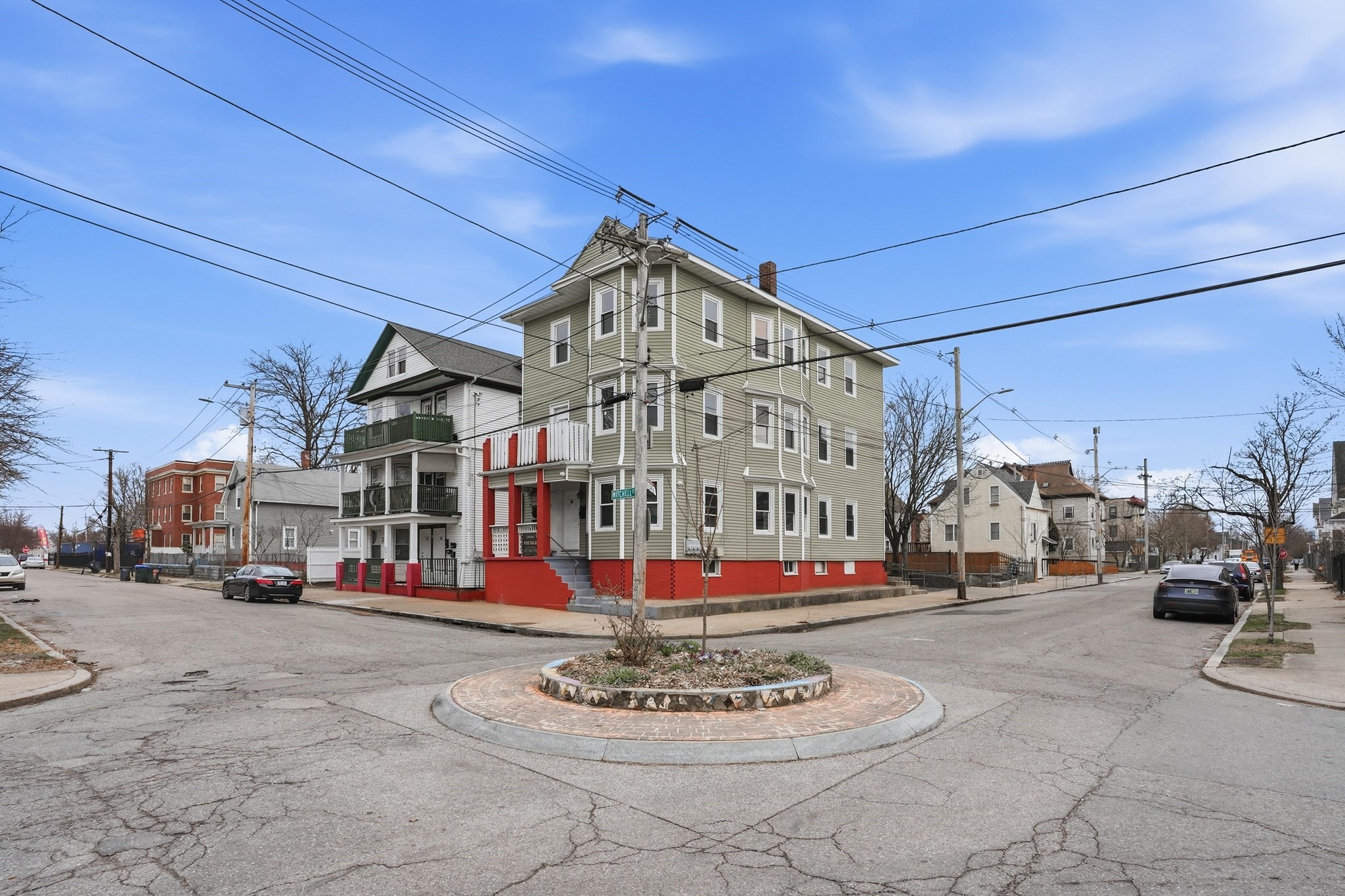 38 Mitchell St