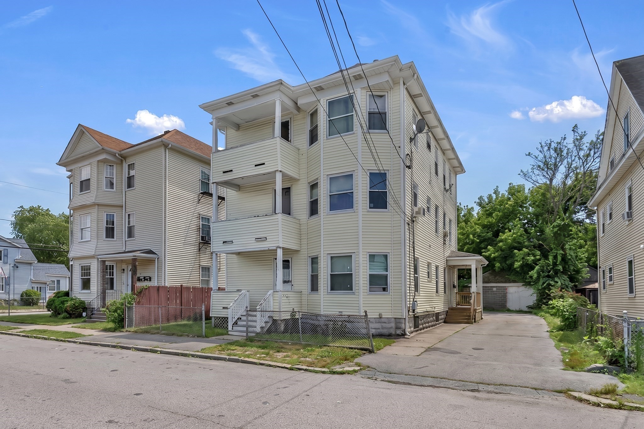 95 John St