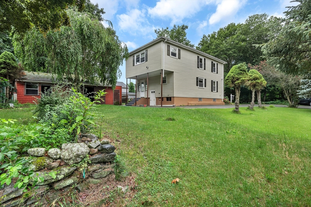 2 Clarendon St