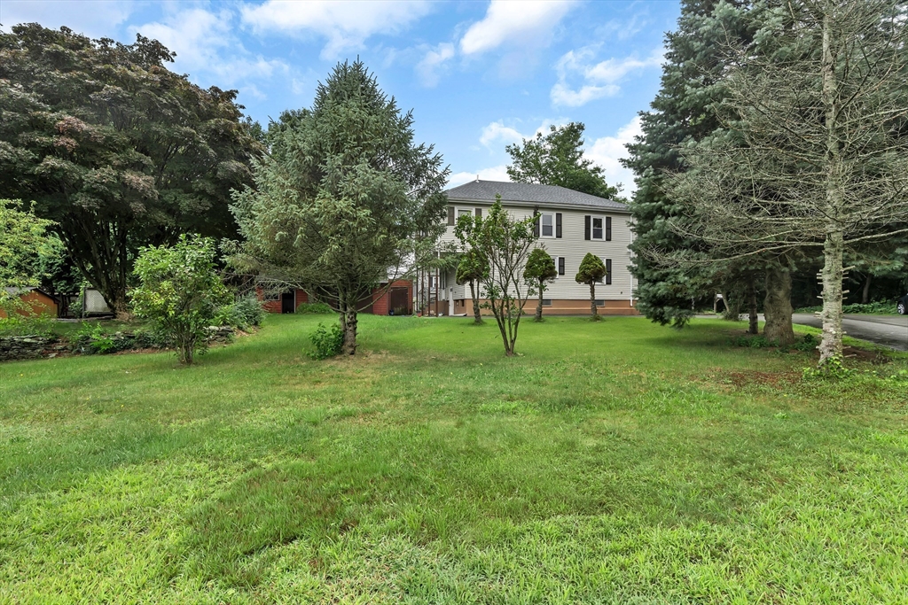 2 Clarendon St
