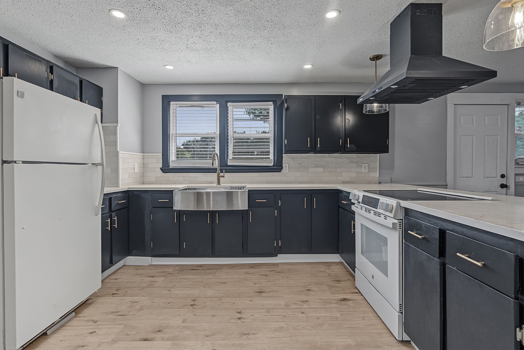 39 Hope St # 3