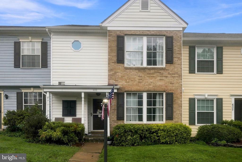 633 BRIDLEWOOD DRIVE