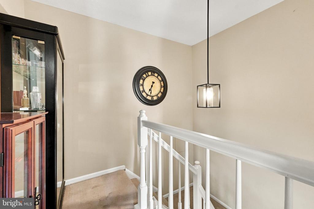 633 BRIDLEWOOD DRIVE