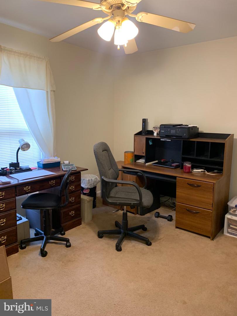 701 Lake Caroline Dr