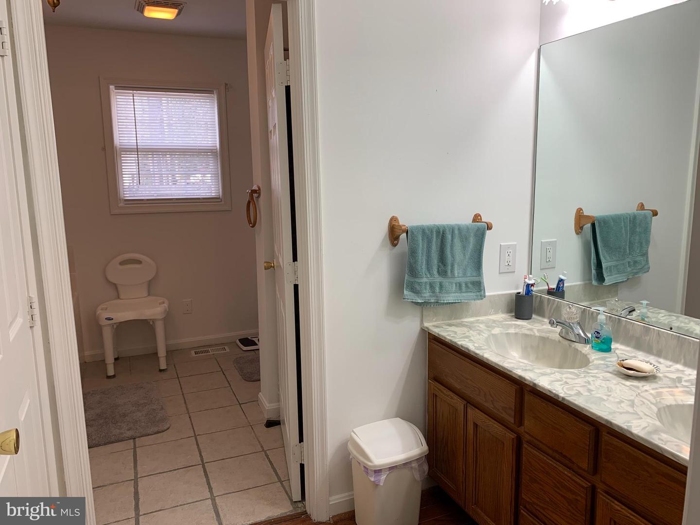 701 Lake Caroline Dr