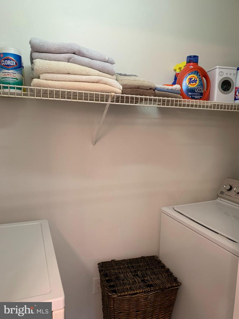 701 Lake Caroline Dr