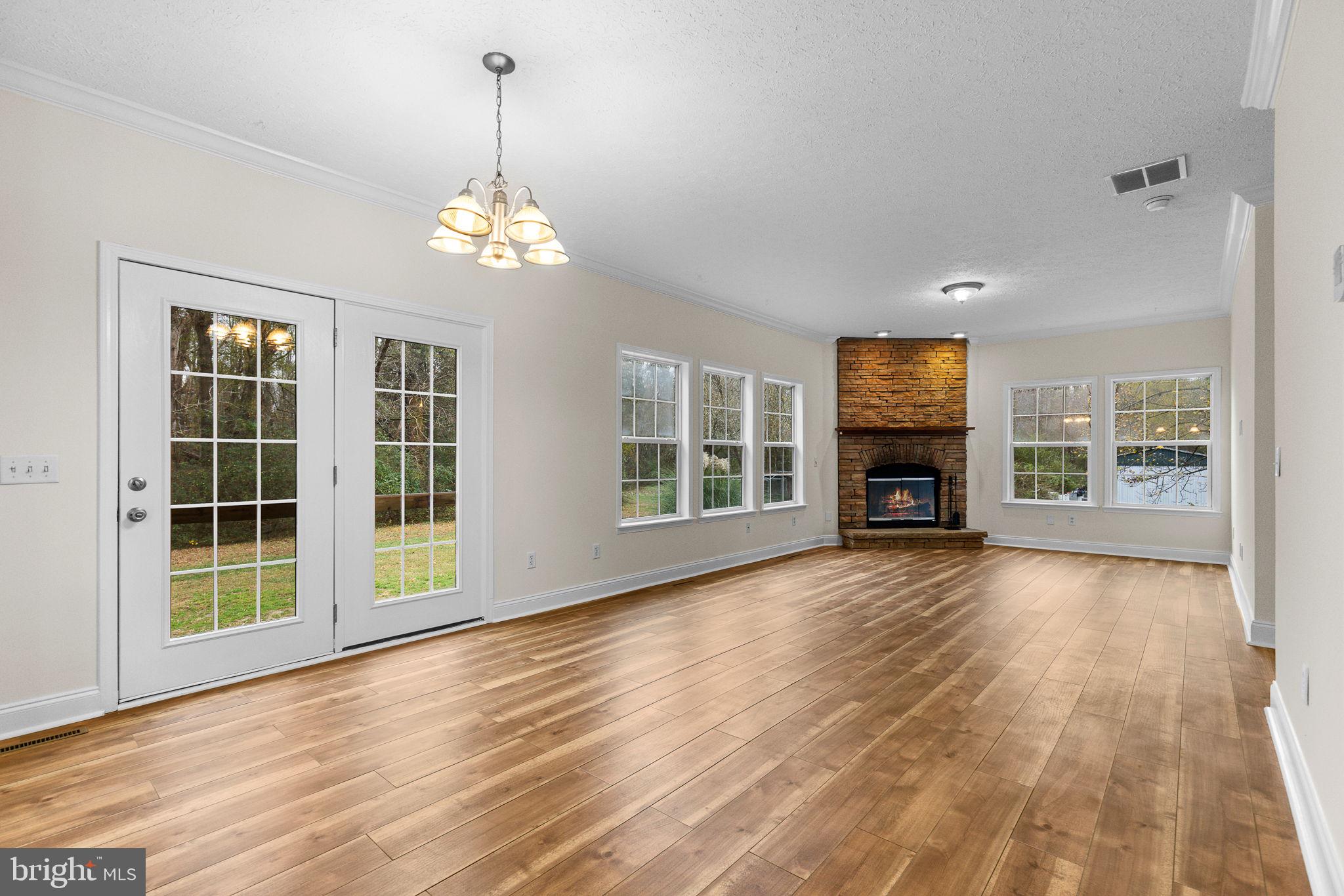 11652 STONEWALL JACKSON ROAD