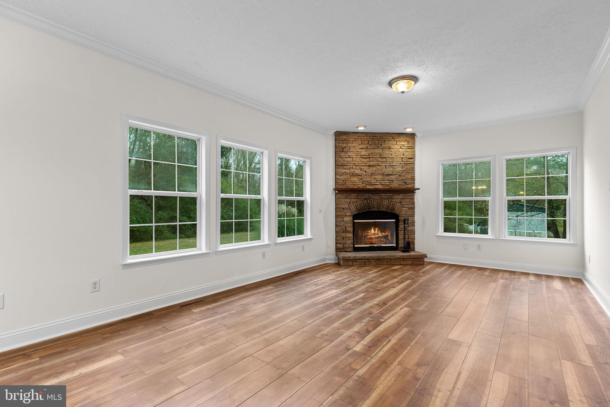 11652 STONEWALL JACKSON ROAD