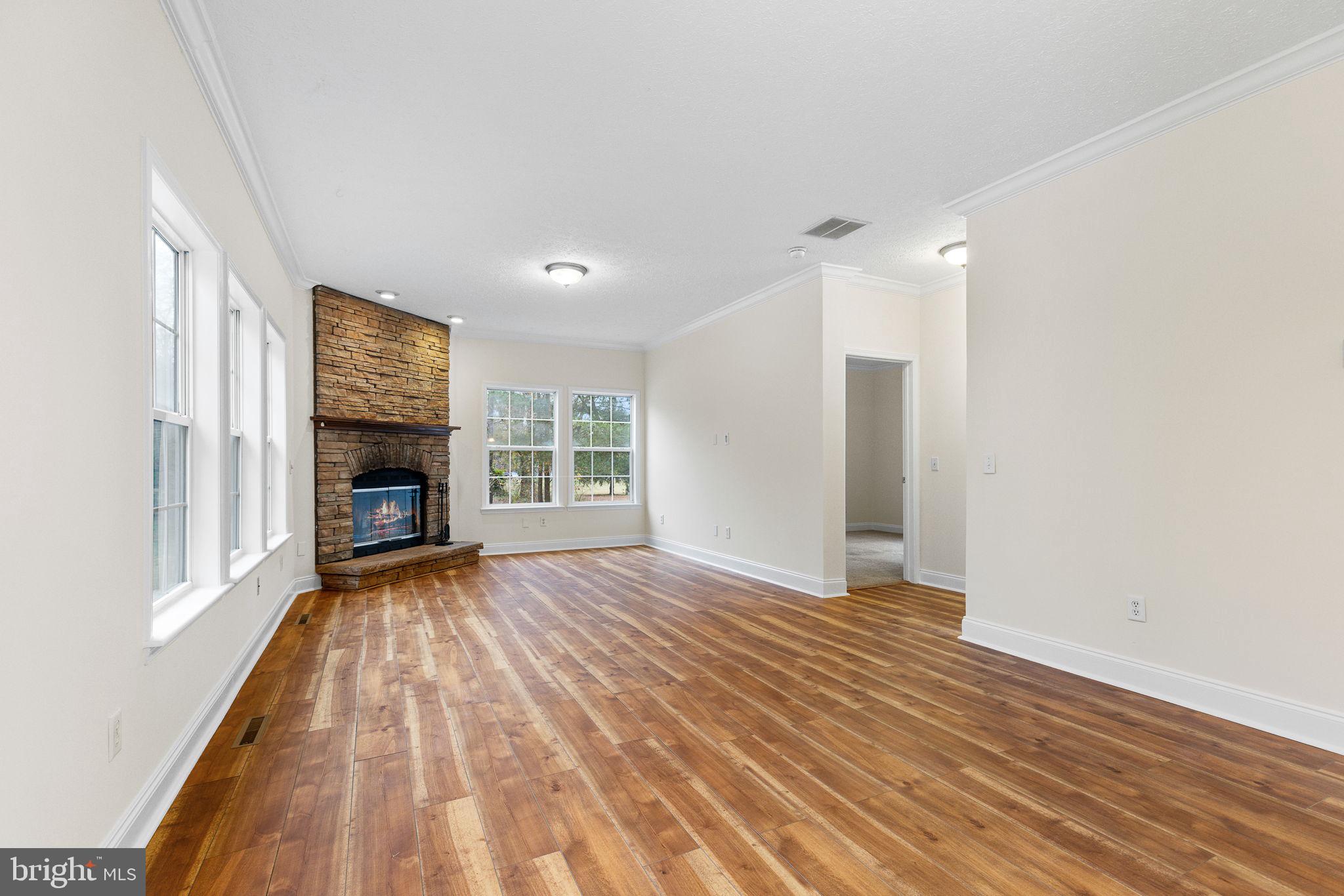 11652 STONEWALL JACKSON ROAD