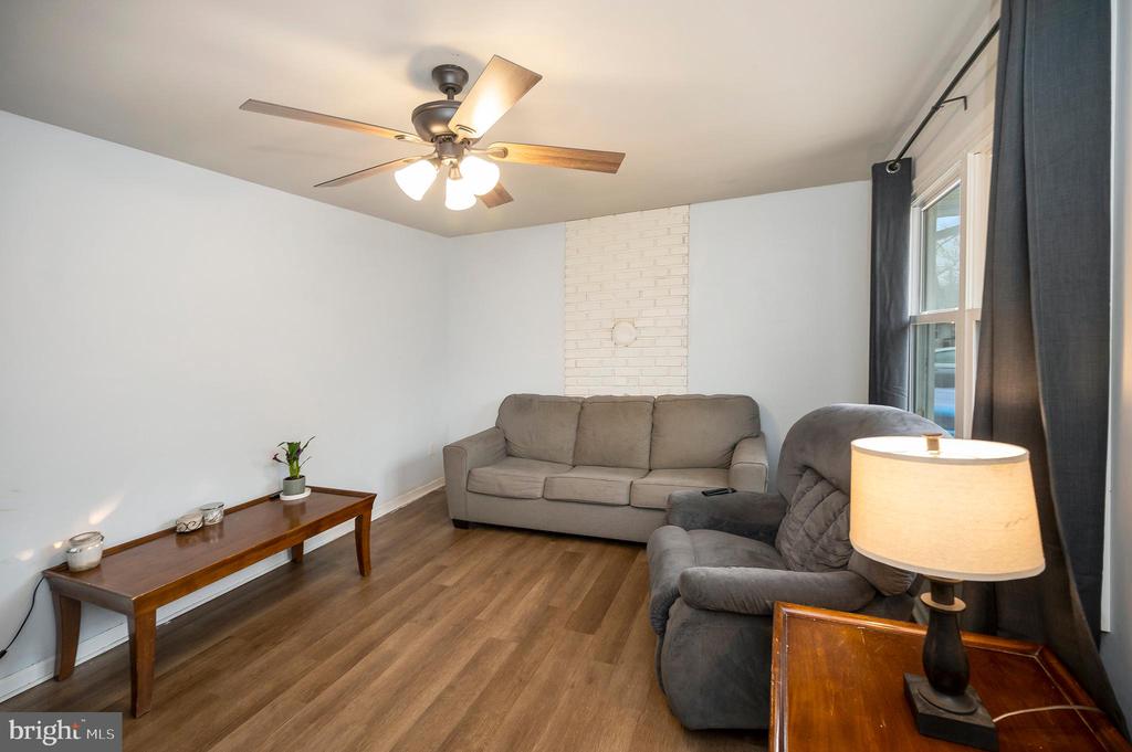2416 QUAIL OAK DRIVE