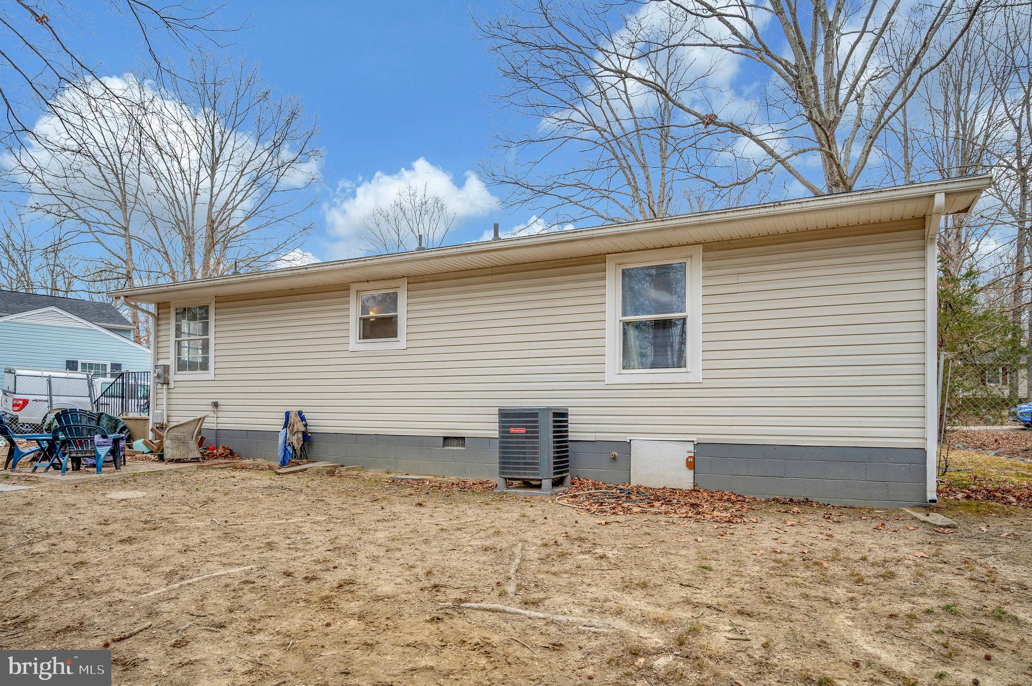 2416 QUAIL OAK DRIVE