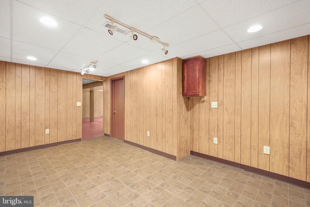 13360 Fredericksburg Tpke