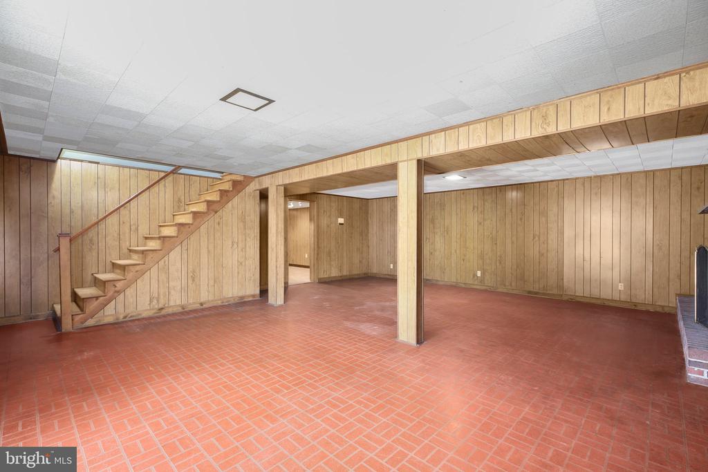 13360 Fredericksburg Tpke