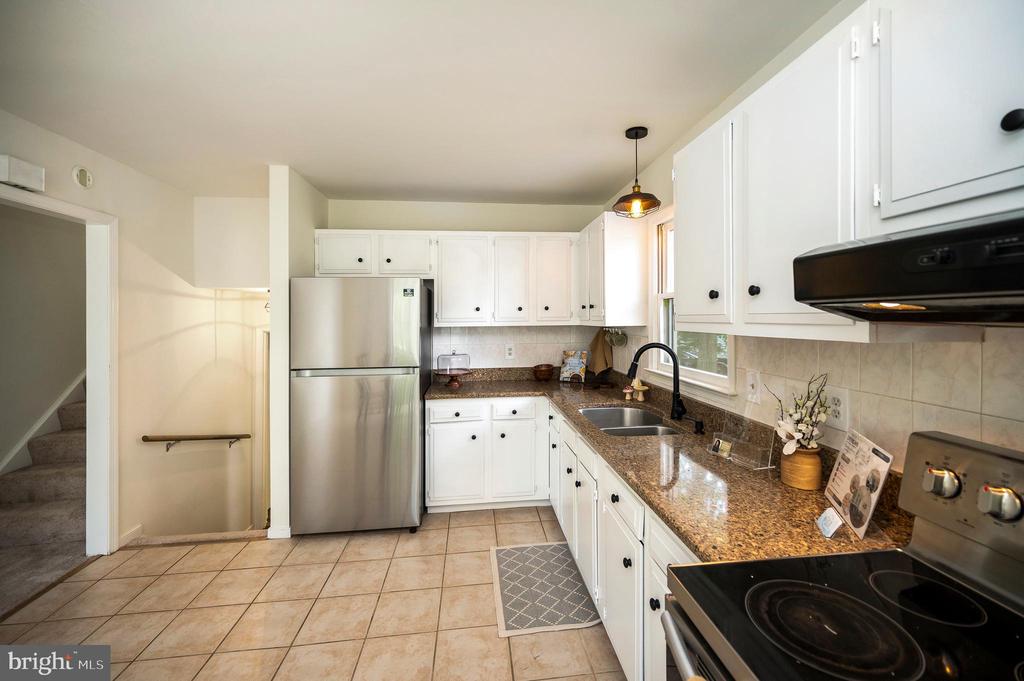 2601 DEERFIELD ROAD
