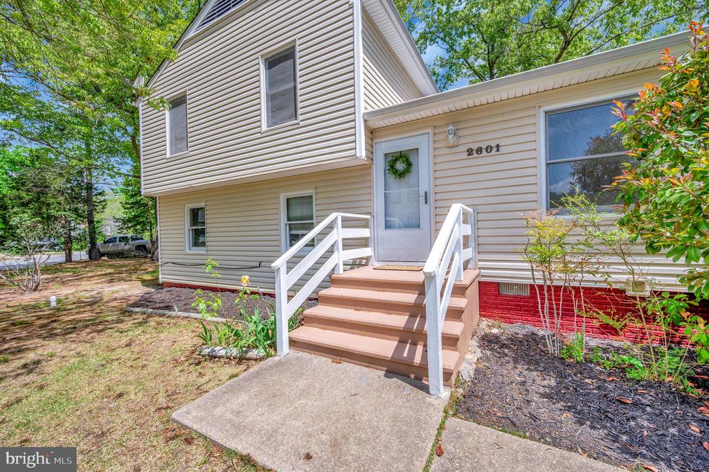 2601 DEERFIELD ROAD