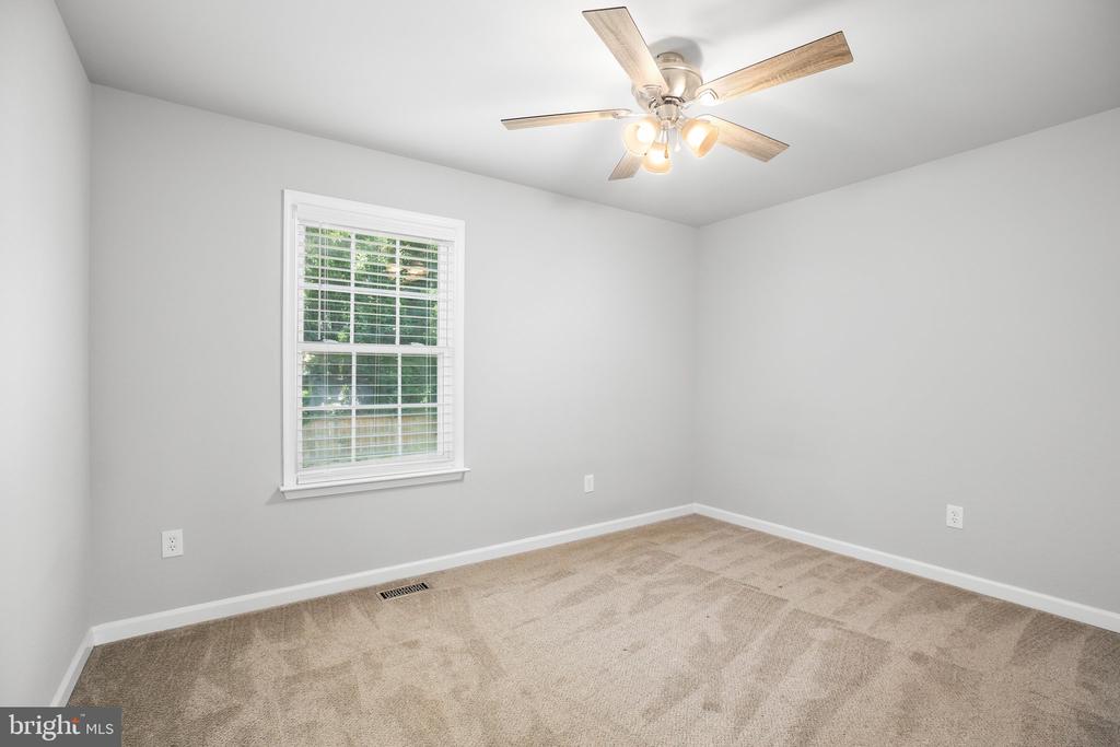 125 DORSEY LANE