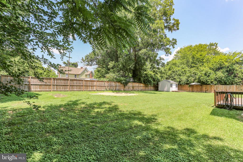 125 DORSEY LANE