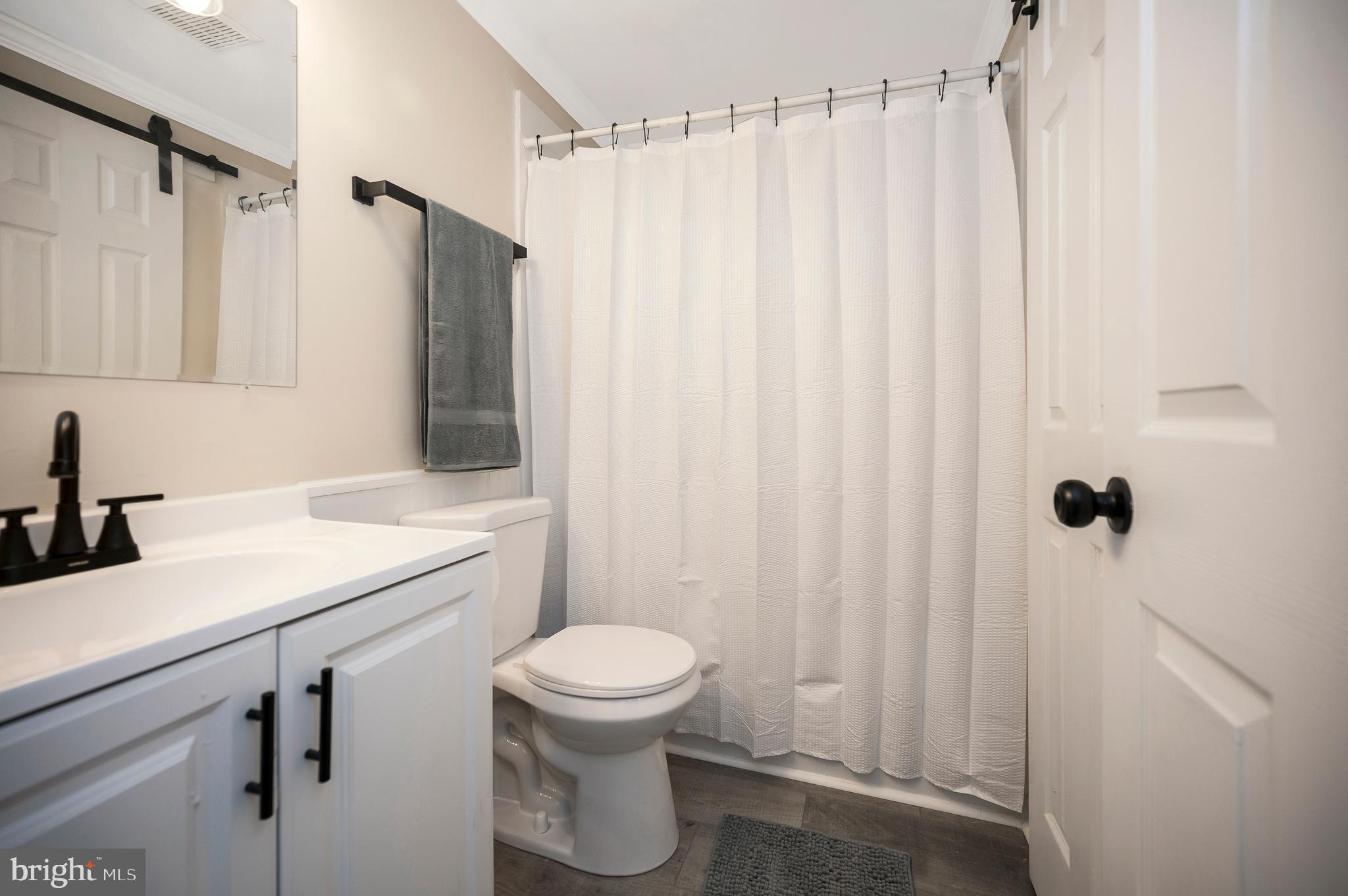 25294 PEACEFUL VALLEY ROAD