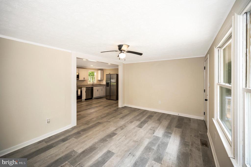 25294 PEACEFUL VALLEY ROAD