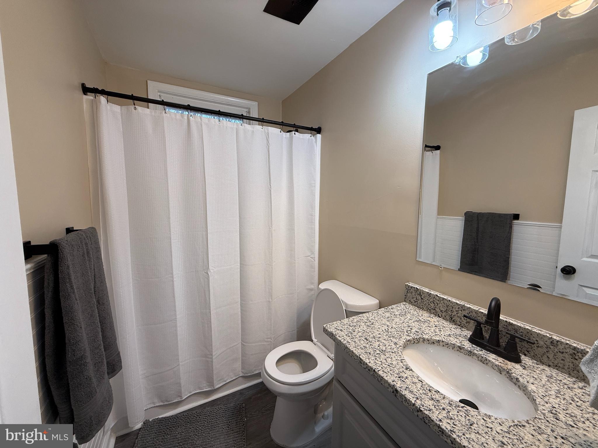 2409 QUAIL OAK DRIVE