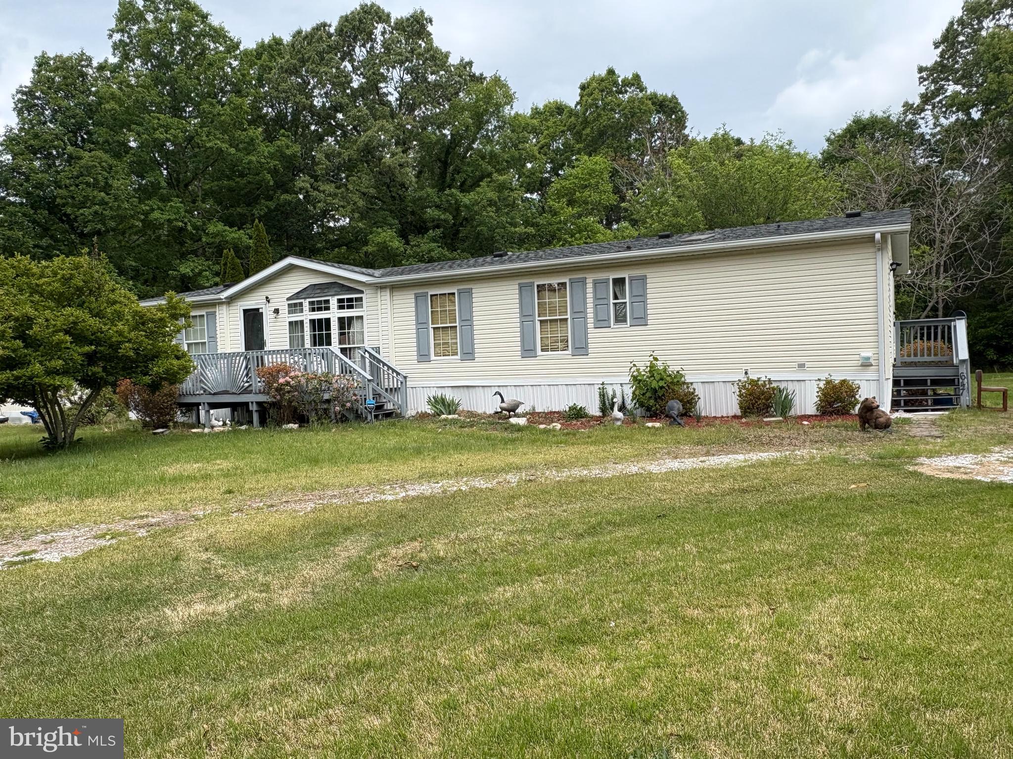 6647 QUARTERS ROAD