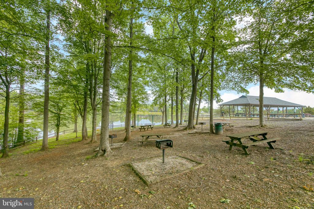 607 WRIGHT DRIVE