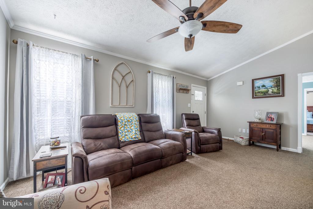 607 WRIGHT DRIVE