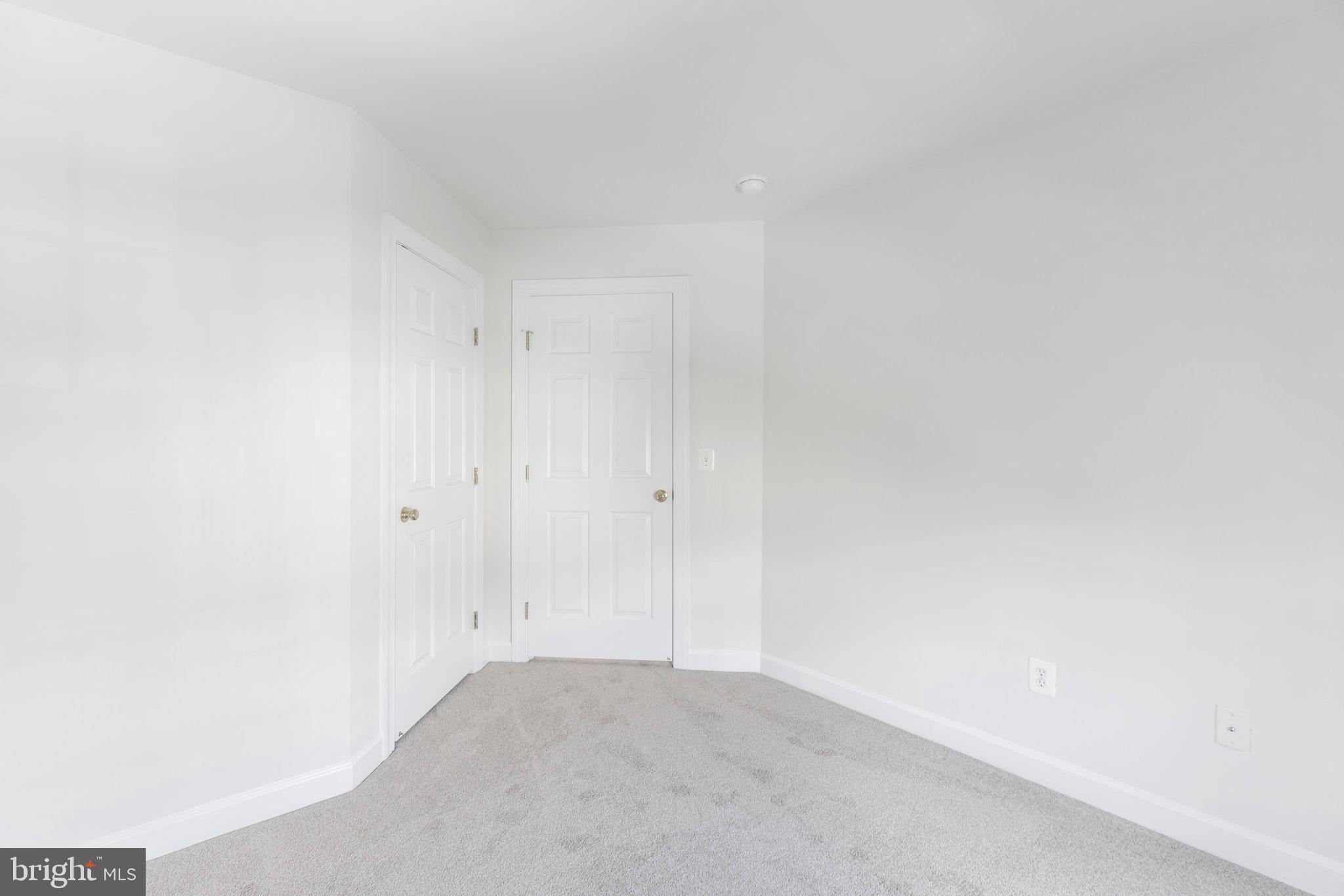 1002 HOTCHKISS PLACE